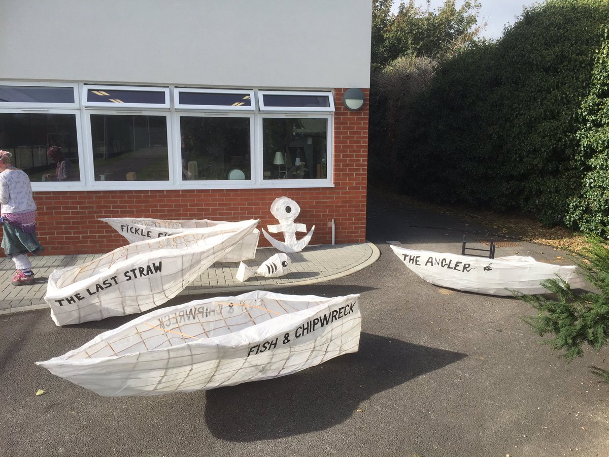StAndyDT's tweet photo. Another fantastic mornings work to complete our sculptures for Jack on the Green. Thank you for the wonderful opportunity @SameSkyBTN https://t.co/jFwVUE95QL