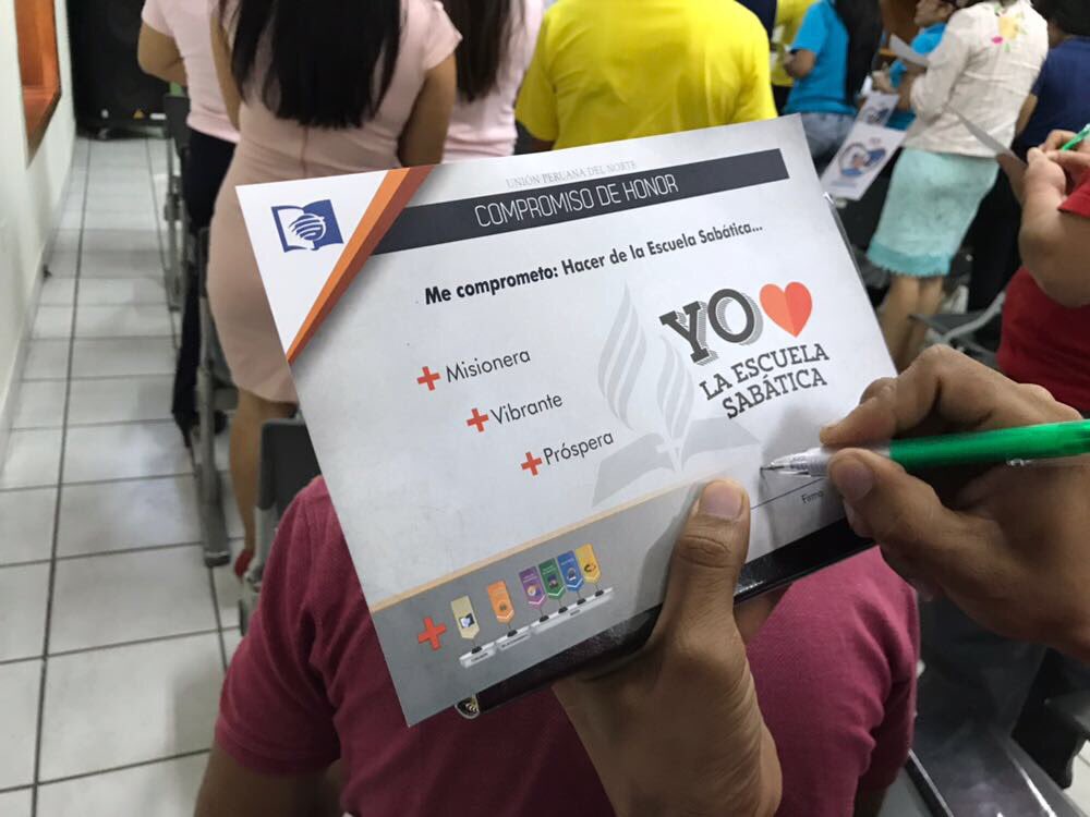 JoseCastilloH's tweet photo. Listos para celebrar junto con todos nuestros amigos un año más de la #EscuelaSabatica164años, tú también puedes hacerlo, ¡Participa! #MNO https://t.co/jP57ENcBNP