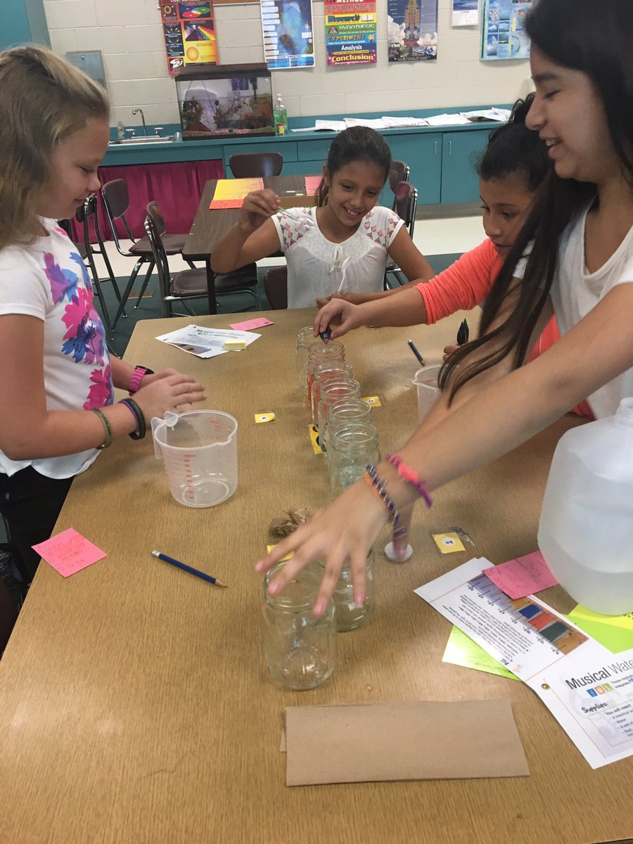 sarahbinman's tweet photo. steAm at its finest! Creating musical melodies from glasses and water! Music, math and science oh my! #macsawesome #musicalwaterglasses https://t.co/afkhFxF9ye