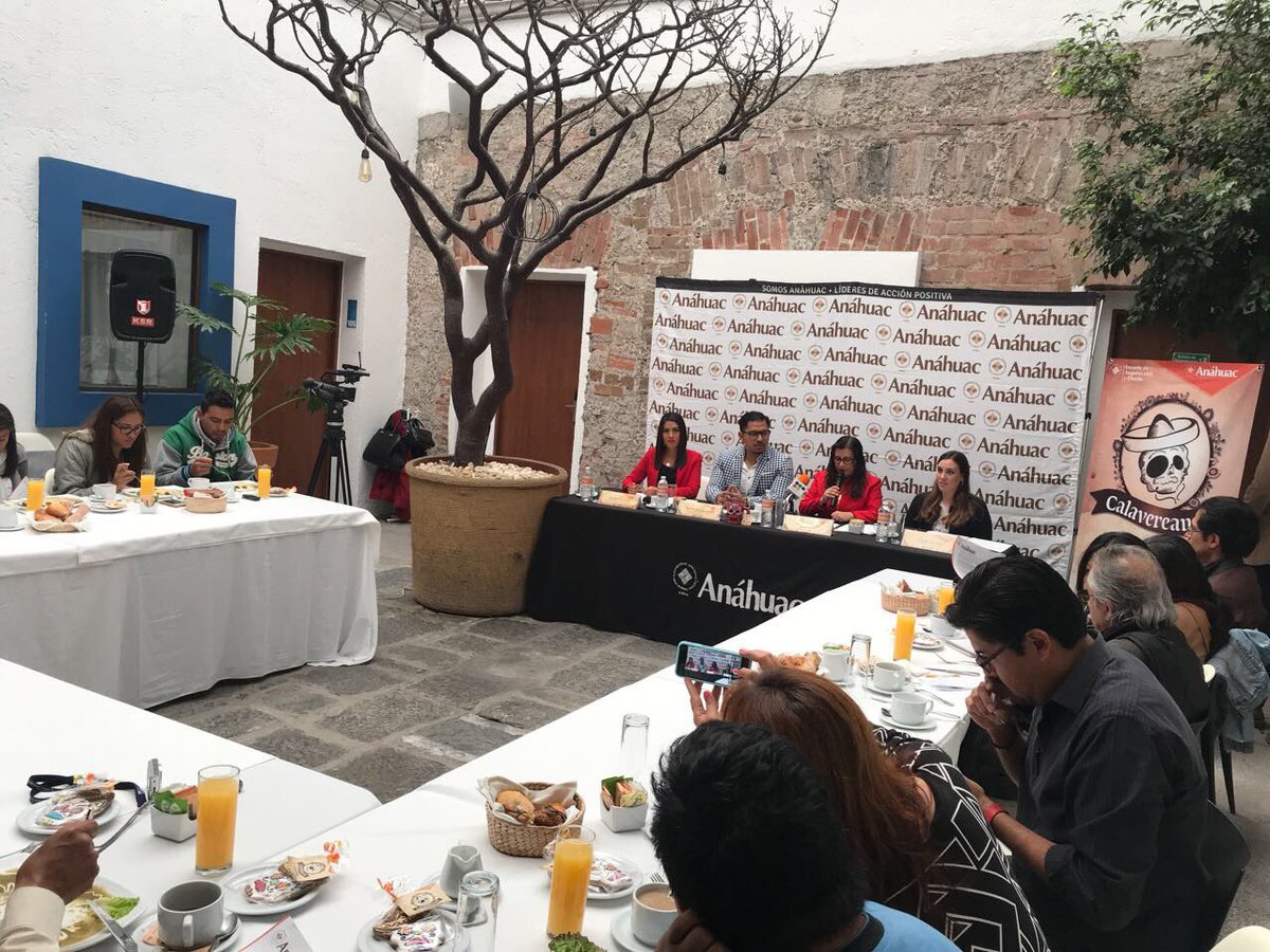 UAnahuacPuebla's tweet photo. El Tercer Concurso #Calavereando, se llevará a cabo el 25 de octubre a las 18:30 hrs. en nuestras instalaciones https://t.co/O8Y6t6jEhp