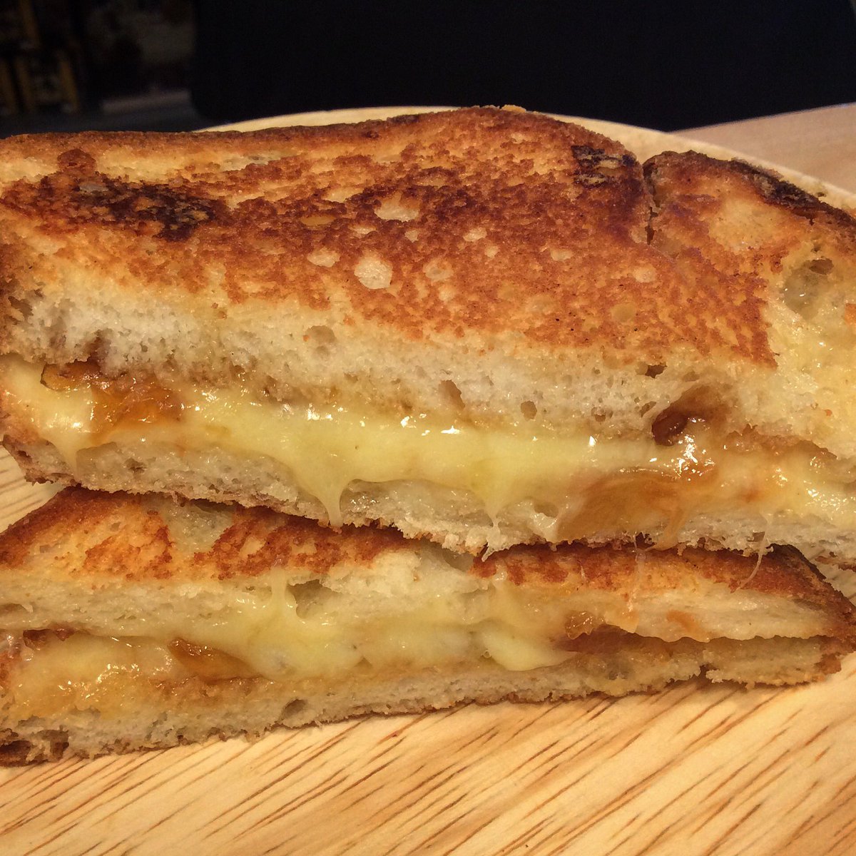 Delectableff's tweet photo. We can now make your gluten free friends a delectable grilled cheese to! 😍 https://t.co/lcEM0KAGni