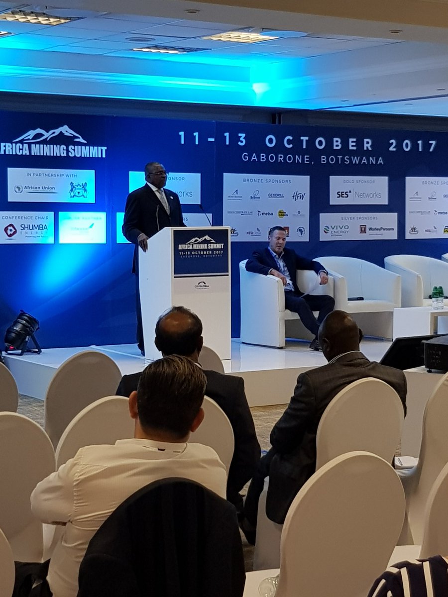 PnyxLtd's tweet photo. #AMS17 Closing Ceremony with reflections from H.E. Albert Muchanga & GRV CEO setting plans for the 4th Summit on 10-12 October 2018 #Africa https://t.co/0hjT53m50y