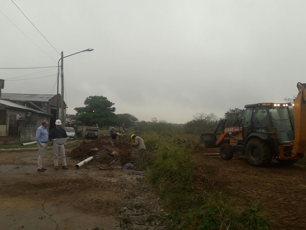 AguasdelNorteok's tweet photo. Gral. Mosconi, barrio Fonavi. Recambio de 3260 metros de cañerías. Las nuevas redes optimizarán el funcionamiento del sistema cloacal https://t.co/4D4ppYBCtG