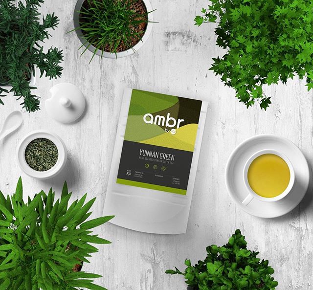 When picking the tea for our Yunnan Green, only the new tea buds are picked, resulting in a high quality green tea 🍃🌿