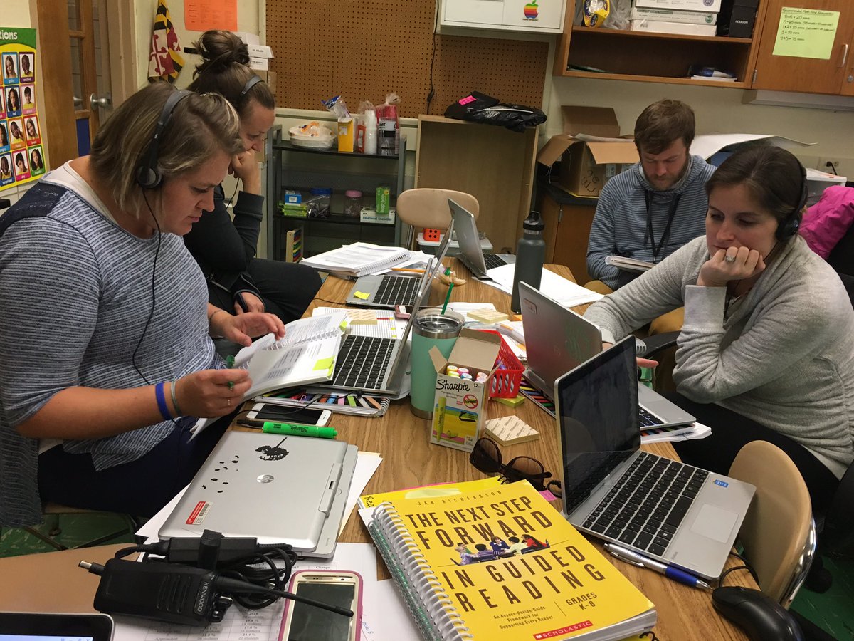 Stephanie Hales tweet media