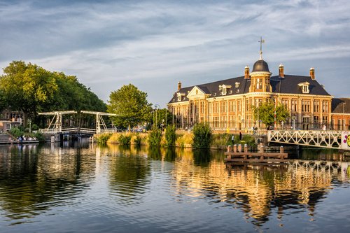 VGMEBureau's tweet photo. 30 november: #VGME #Vastgoedsociëteit Buitenlandse Beleggers op de Nederlandse Markt! Komt u ook? Aanmelden kan via: https://t.co/NeclqD6llK https://t.co/C7v9eblzi9