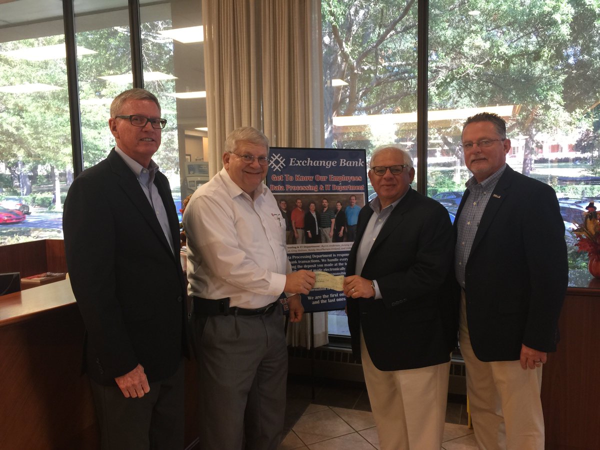 BFSGroupBOLI's tweet photo. #DriveTo125 #TeamBFSGroup #CommunityBanking #BankLocally #GiveBack #CommunityEngagement #Georgia #ExchangeBank
๐๐๐๐ https://t.co/Ob5LNVw7kw