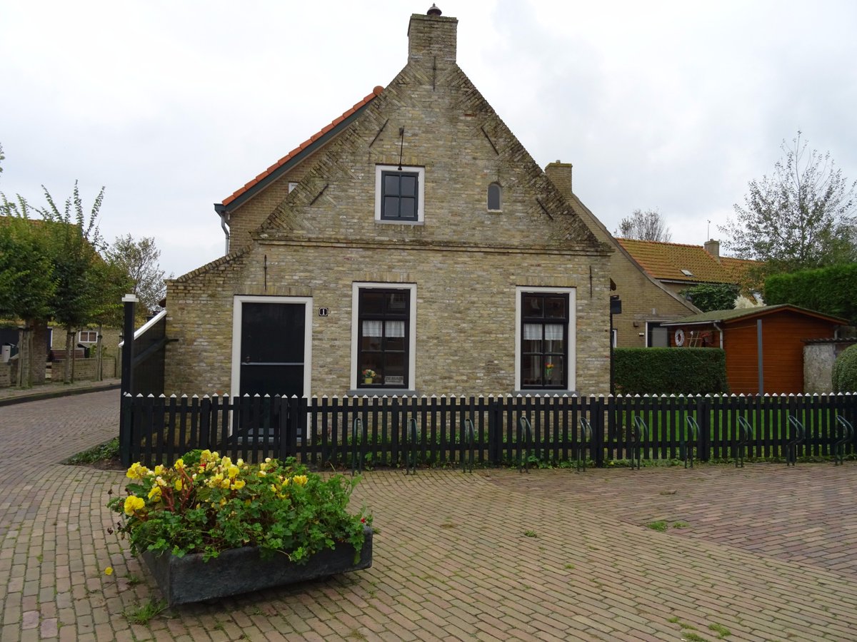Binnenkort op de site. Knusse woning in Hollum
