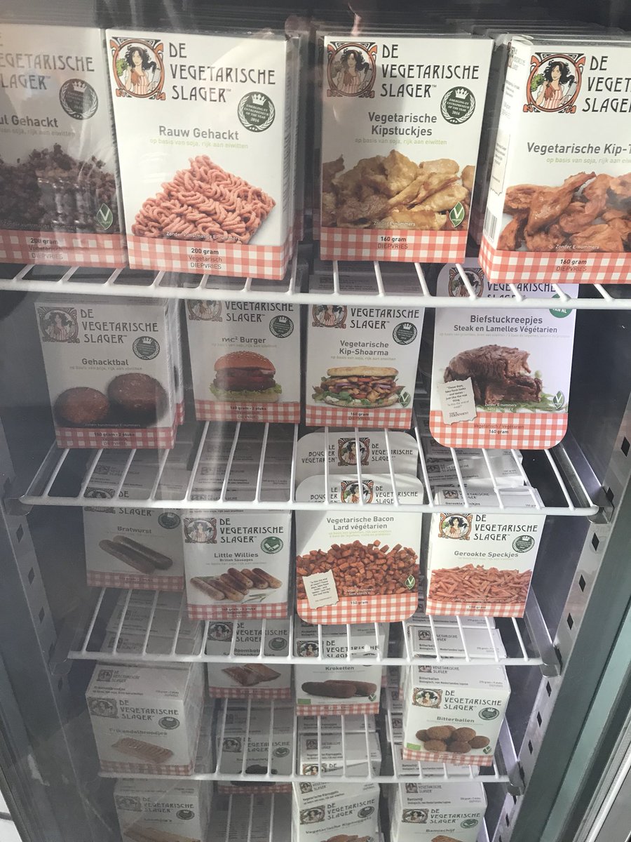 Haagse trots. De eerste en enige fysieke winkel in Nederland van de <a href="/VegaSlager/">De Vegetarische Slager</a> Mooi dat ze niet beknot worden in hun innovatieve product!