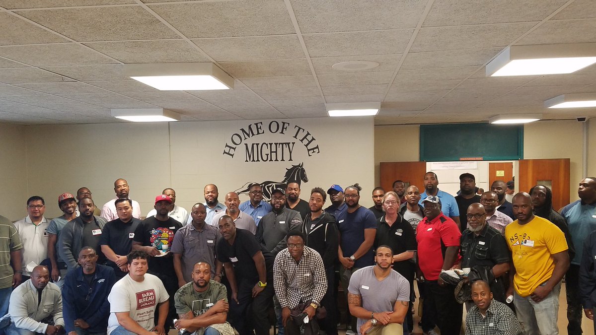 JamesRyderRand1's tweet photo. More from Men Make a Difference.  #menmakeadifferenceatJRR #JRR #JRRMustangs https://t.co/x4KZ2GaNh4