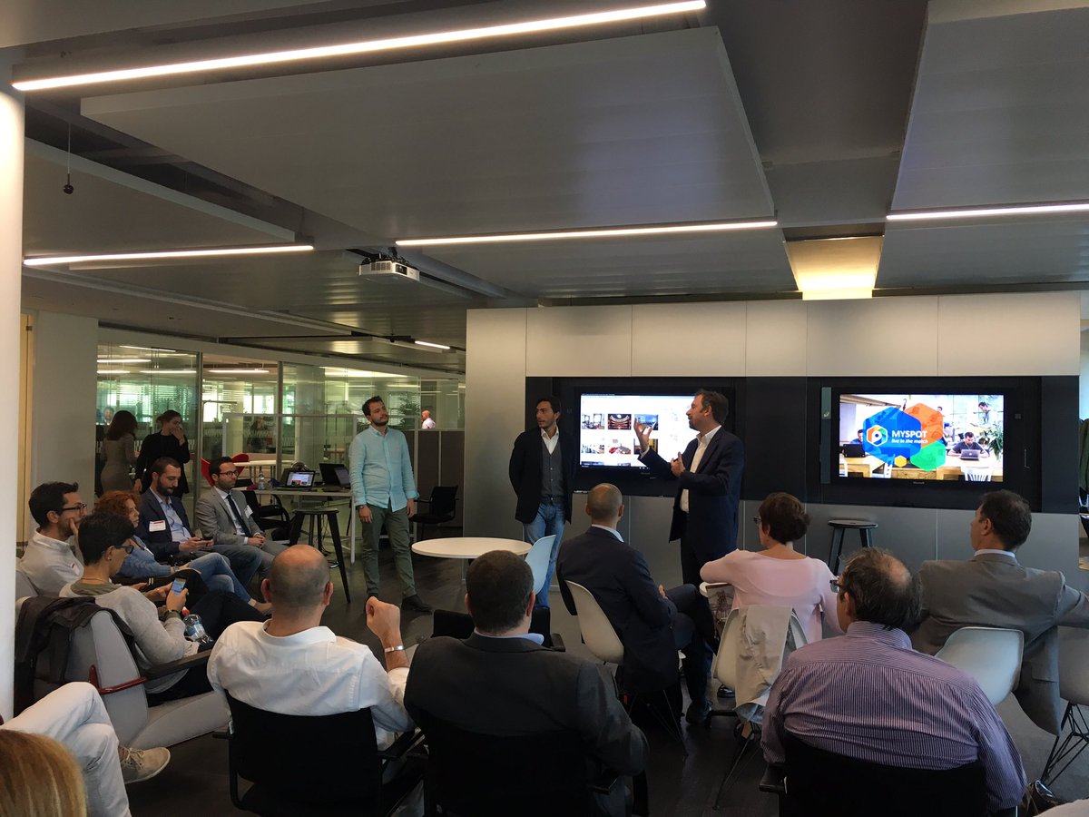 eFM tweet media