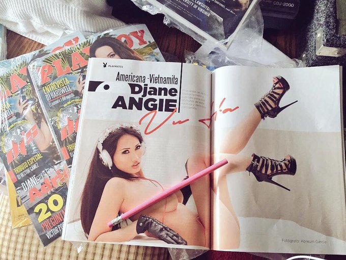 #tbt #rip #hef #playmate #playboy @PlayboyVzla https://t.co/7ygBJlxCRK<a href="/tag/tbt"class="tags">#tbt</a><a href="/tag/rip"class="tags">#rip</a><a href="/tag/hef"class="tags">#hef</a><a href="/tag/playmate"class="tags">#playmate</a><a href="/tag/playboy"class="tags">#playboy</a><a class="tags" target="_blank" title="On Twitter" href="/?out=eyJ0eXAiOiJKV1QiLCJhbGciOiJIUzUxMiJ9.eyJpYXQiOjE3MjA3MTgxMDIsImlzcyI6InR3cG9ybnN0YXJzLmNvbSIsIm5iZiI6MTcyMDcxODEwMiwiZXhwIjoxNzUyMjU0MTAyLCJyZWRpcmVjdF91cmwiOiJodHRwczovL3R3aXR0ZXIuY29tL1BsYXlib3lWemxhIn0.3OKSkF2hRbIzLeO0CM9RFA45ST8-R5vUPmYXliUPejw_PpBZ6_bkU9qcot4XJpFnp9oiG270SpzPi7USmrqzHg">@PlayboyVzla</a>