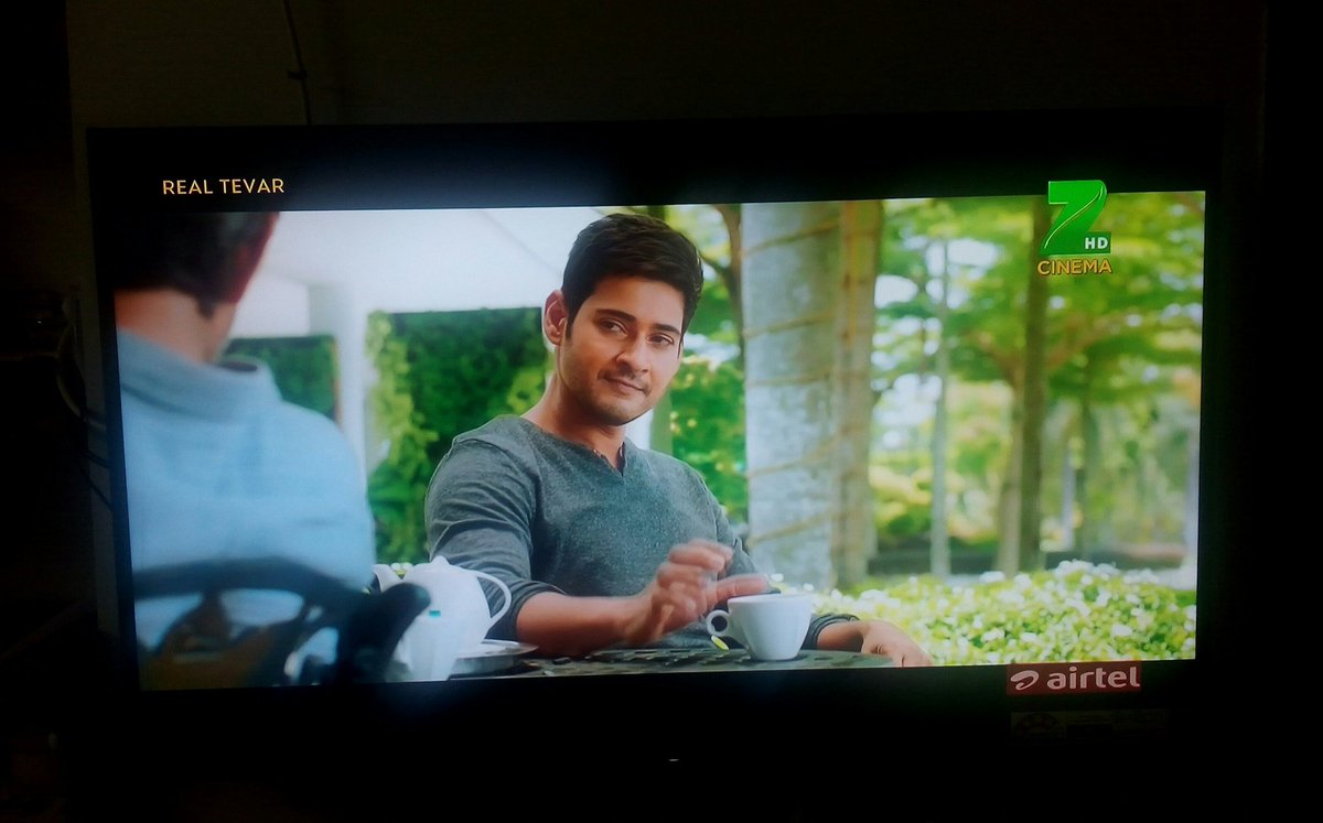 TNmaheshFans's tweet photo. Watch #RealTevar ( #Srimanthudu ) On @zeecinema Now @urstrulyMahesh @IamJagguBhai @sivakoratala @ThisIsDSP @MythriOfficial @shrutihaasan https://t.co/bm3I4rtnYA