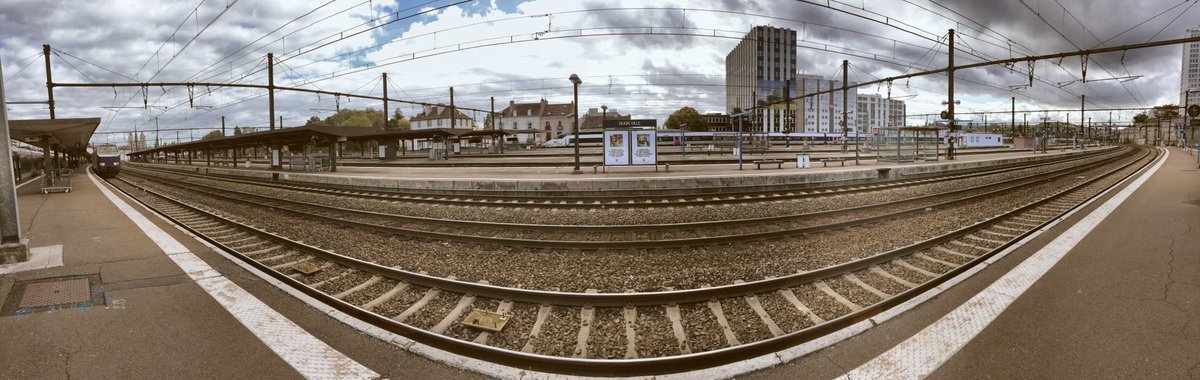 _dgodi_'s tweet photo. Fin de la 1ère édition du #TrainDPT !
À renouveler au plus vite pour les agents @GroupeSNCF 👏🏻 🙌🏻 @Yves_Marinot @2089now @EmilieLanoy25 https://t.co/h7fwLR8W5x