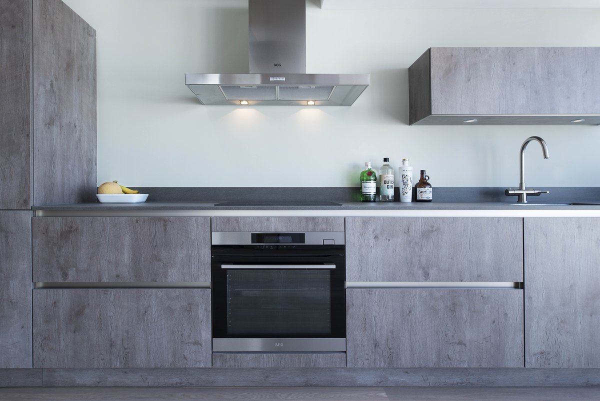 DeKitchenStudio's tweet image. Kitchen studio is altijd up to date met de laatste trend #kitchenstudio #kitchenstudio #droomkeuken #designkeuken goo.gl/LuKVLj
