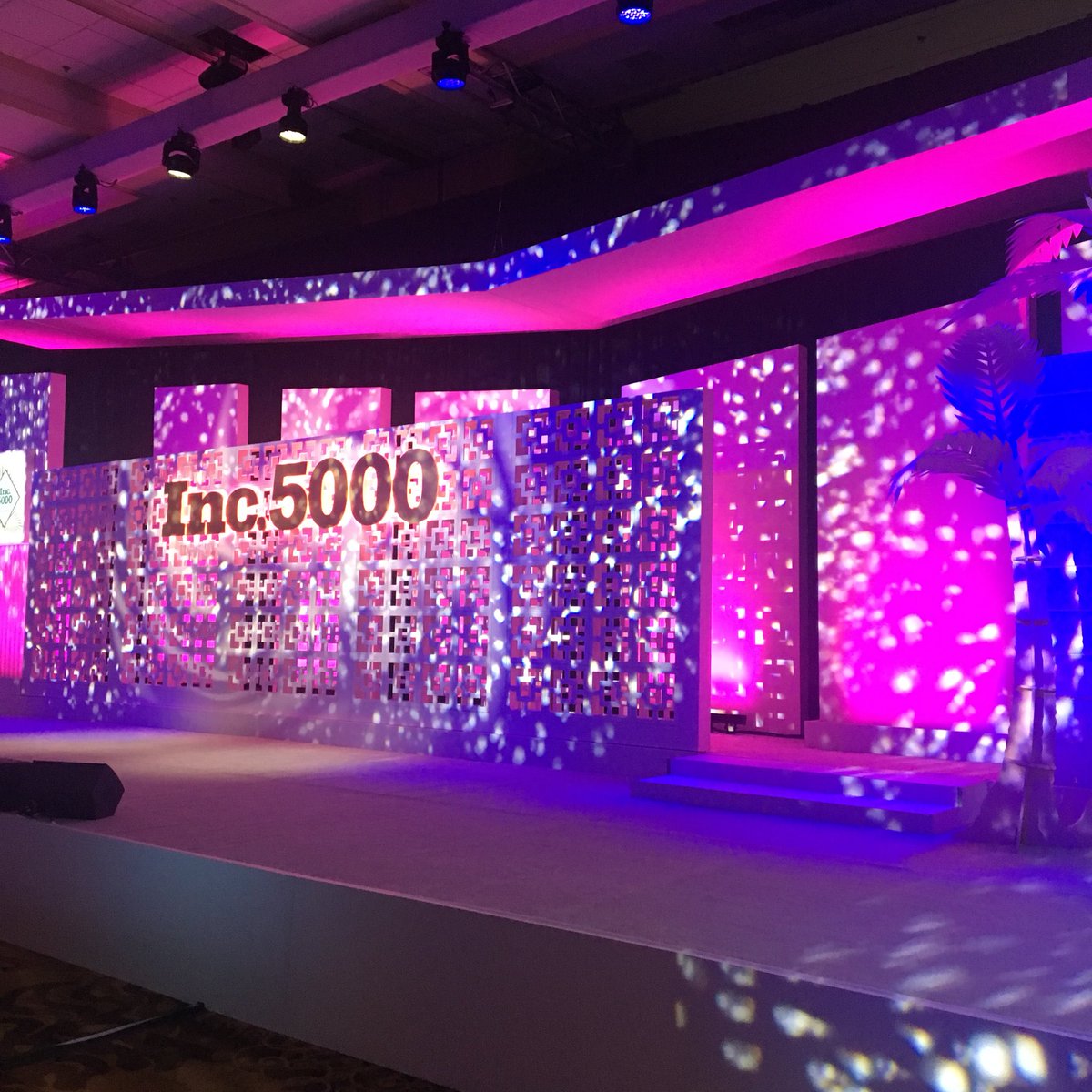 Sitting front and center for <a href="/inc5000/">Inc. 5000</a> Conference this a.m. #inc345 #fulcrumconstruction