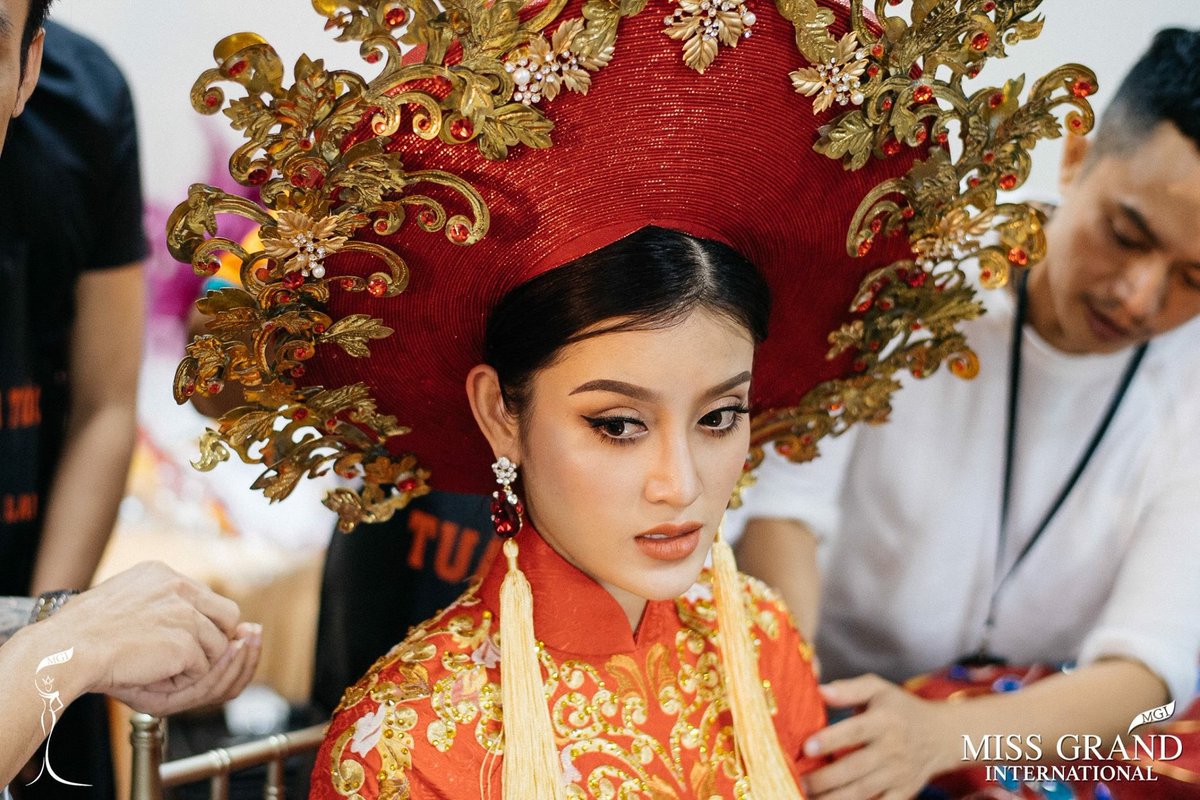 TFBeautyQueen's tweet photo. #MissGrandInternational #MissGrandInternational2017 #MissGrandVietnam #Vietnam #HuyenMy ❤️ https://t.co/BVzPzFANLa