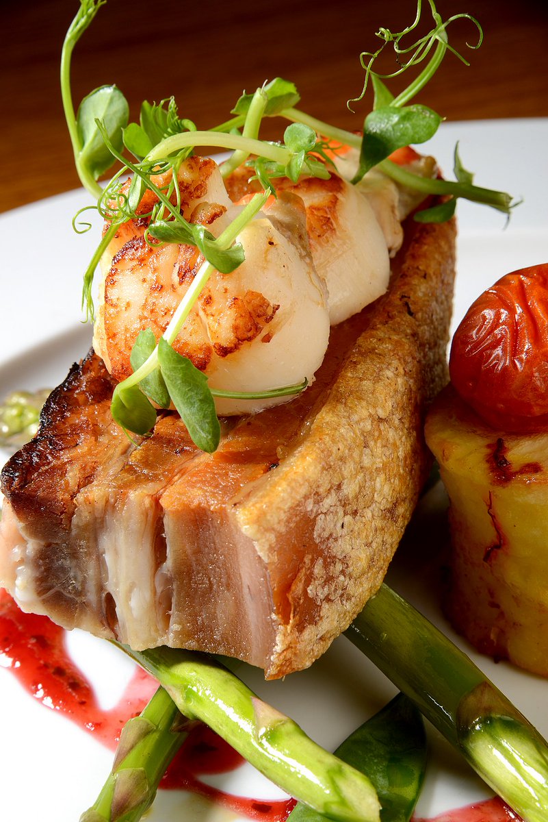 TheBirleyArms's tweet photo. All of our meat &amp; fish is sourced locally from suppliers @Honeywellshop &amp; @LanigansLtd of #Lytham https://t.co/cZG2au4epu