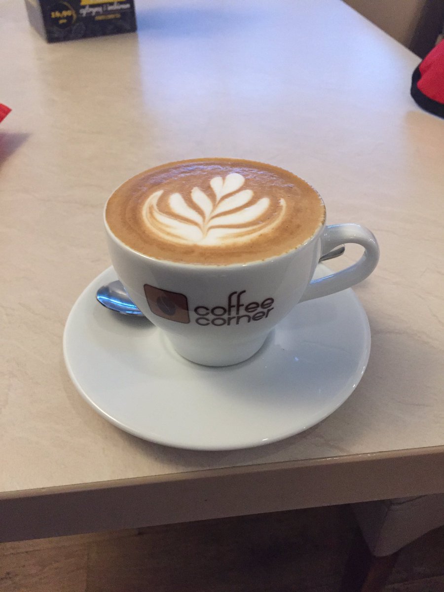vinibarista's tweet photo. Is this for real? This quality of coffee on Poznan airport! No excuses for bad coffee!! https://t.co/aVNA3Y3y8h