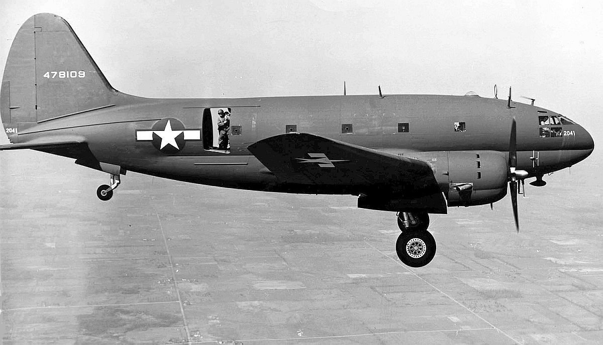 бомбардировщик сша второй мировой. бомбардировщик сша второй мировой. самолёт митчел б 25 британии. бомбардировщик в-24 либерейтор. бомбардировщик сша второй мировой.