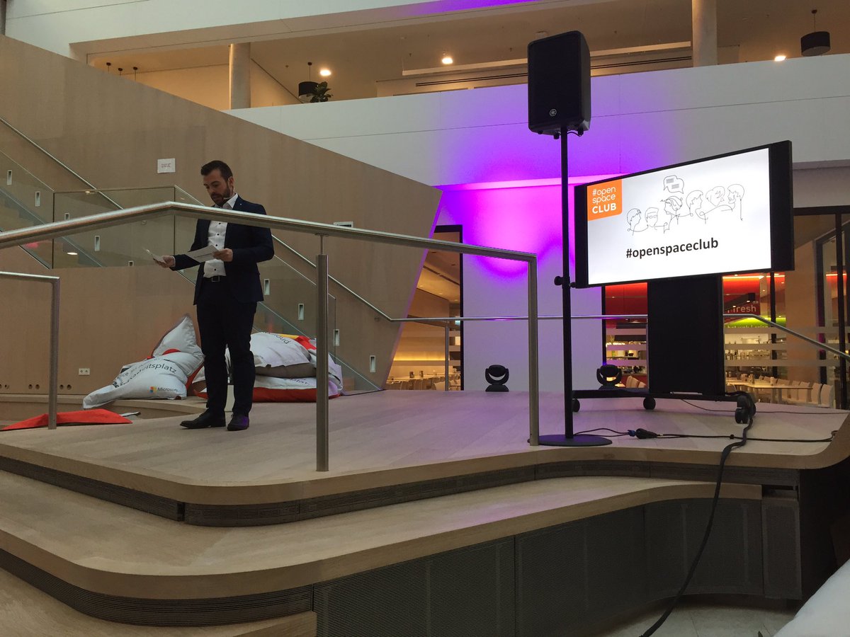 talentcubeapp's tweet photo. Los geht's #talentcube auf dem #openspaceclub #oscm https://t.co/WvjYCcjHTc