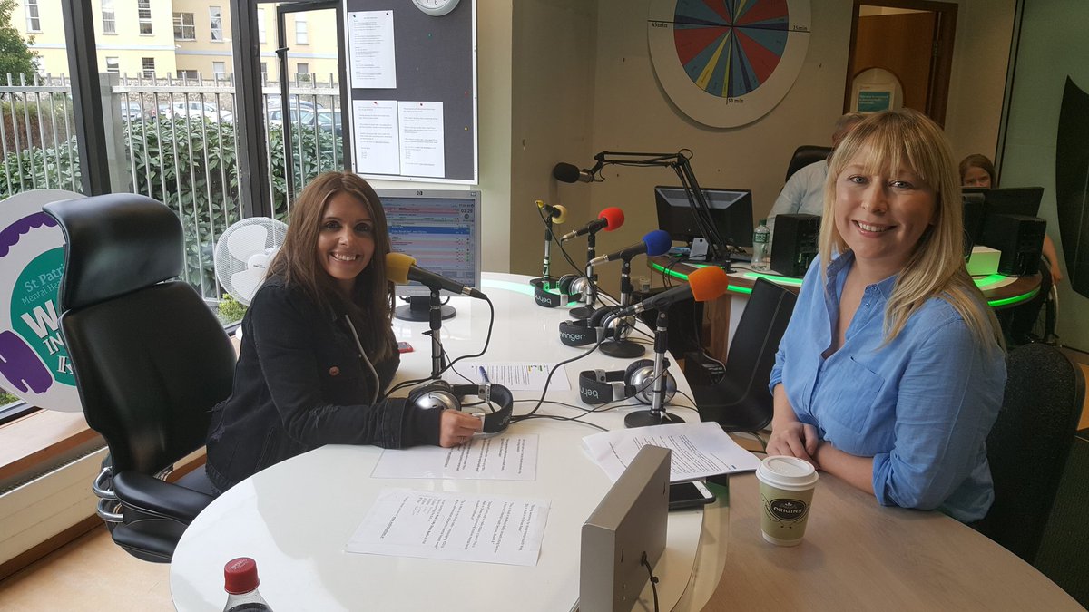 Jenny Greene and Kelly Keogh coming up presenting now on #wims #wimsfm @djjennygreene on 105.2fm