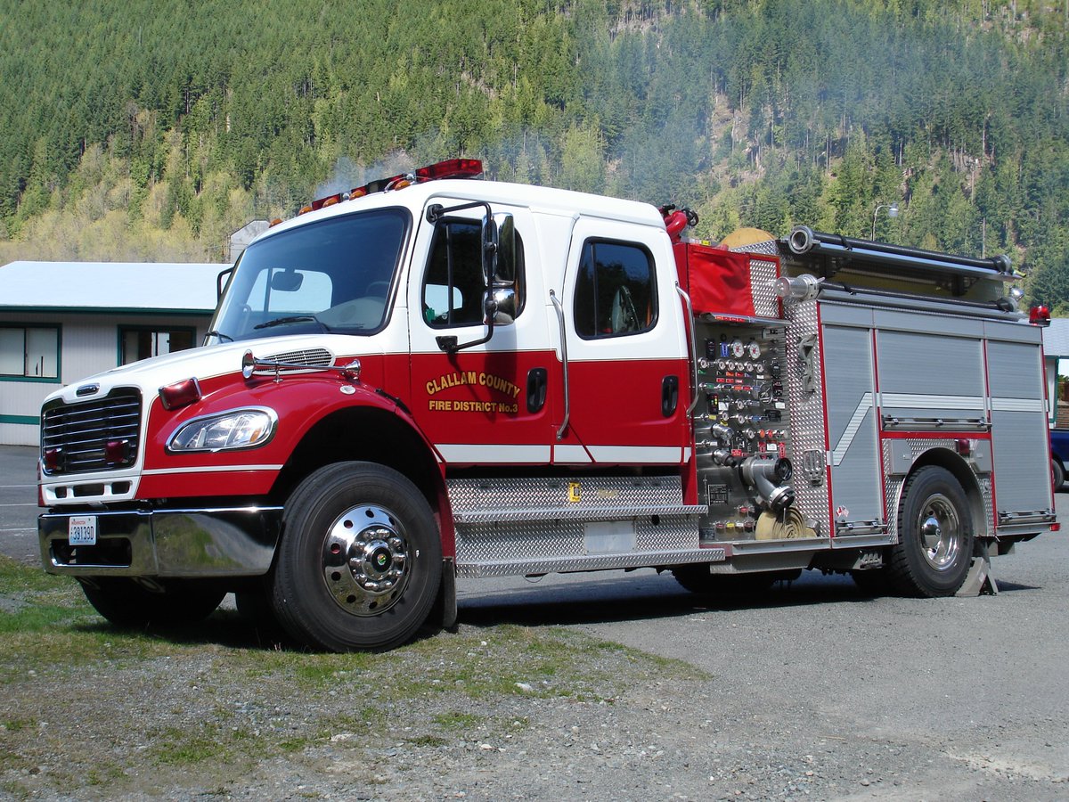 FireCareersBus's tweet photo. Clallam Co. Fire Dist 3 (WA) is accepting apps for FIREFIGHTER/MEDIC til 10/31/17.  Salary $5,657 monthly #FireJobs https://t.co/KdpFZpyqGX https://t.co/ySsfPz9Dvs