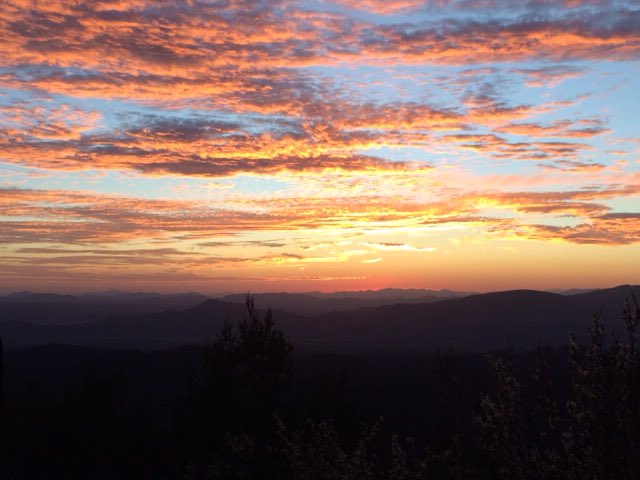 visit_prescott's tweet photo. A million dollar view from Prescott last night. #Prescott #AZ365 https://t.co/6aqb42e57P