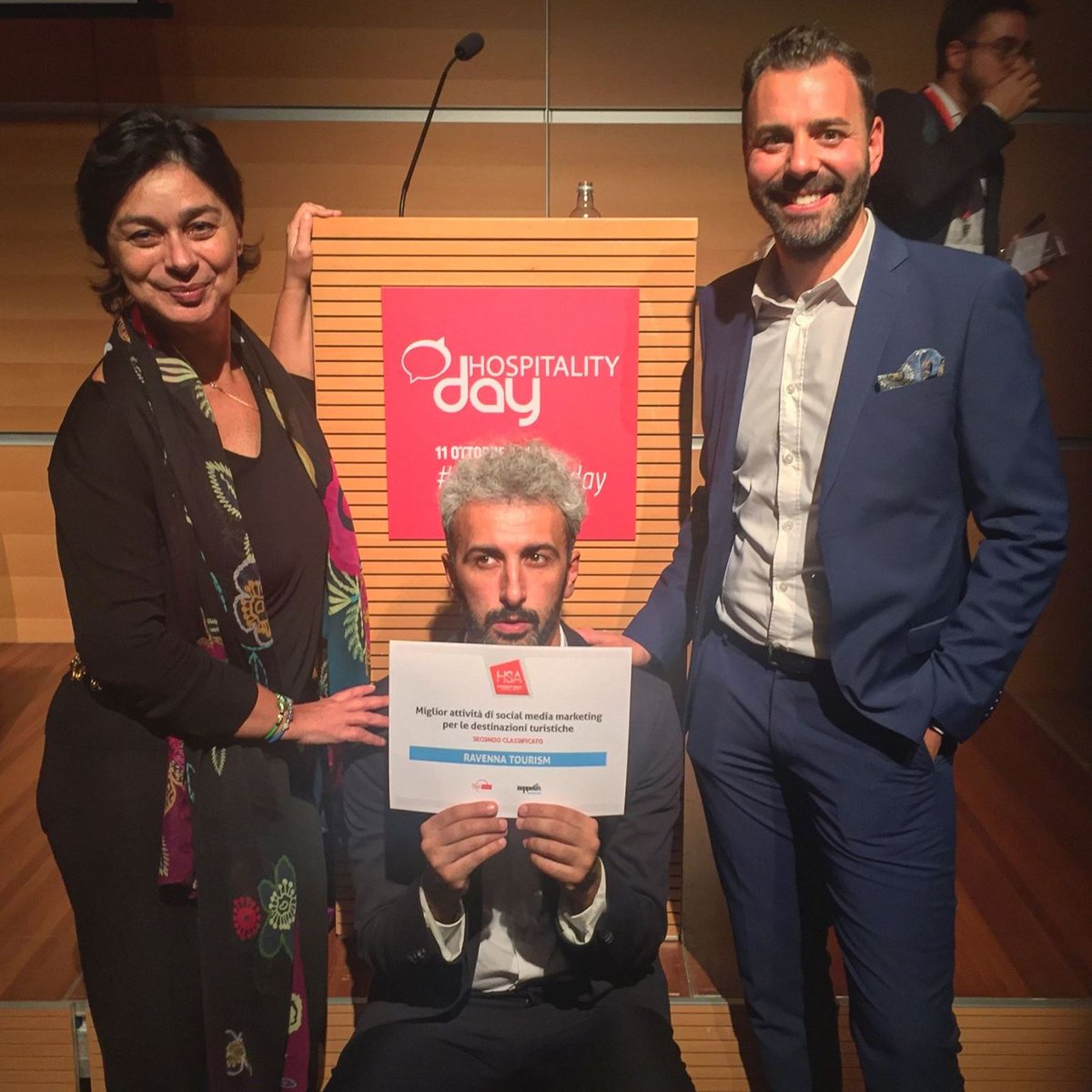 RavennaTourism's tweet photo. Miglior attività di Social Media Marketing per DESTINAZIONI turistiche: 2° classificato - RAVENNA TOURISM, ovvero noi! 😉 #HSA2017 https://t.co/QjVTrpNQ7y