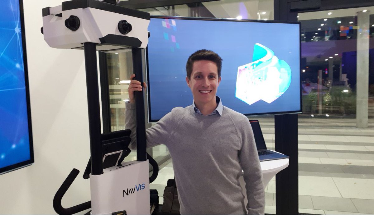 commerzbank's tweet photo. Pitch 1 #openspaceclub: @NavVis_MUC macht Indoor-#Mapping schnell & einfach. Reale Räume werden im Handumdrehen digital. #M3MappingTrolley https://t.co/5X40WujFjR