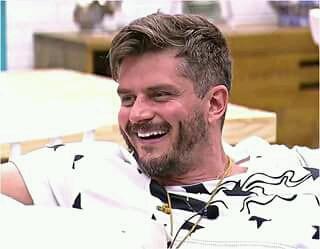 LouresMary's tweet photo. ATENÇÃO! MUTIRÃO INICIANDO AGORA ÀS 2:00 ATÉ ÀS 3:00 DA TARDE
SOLTA O DEDO E VOTA GENTE,VOTA VAMOS METRALHAR,E MOSTRAR QUEM MANDA NO JOGO! https://t.co/Vct8V2S6Cz