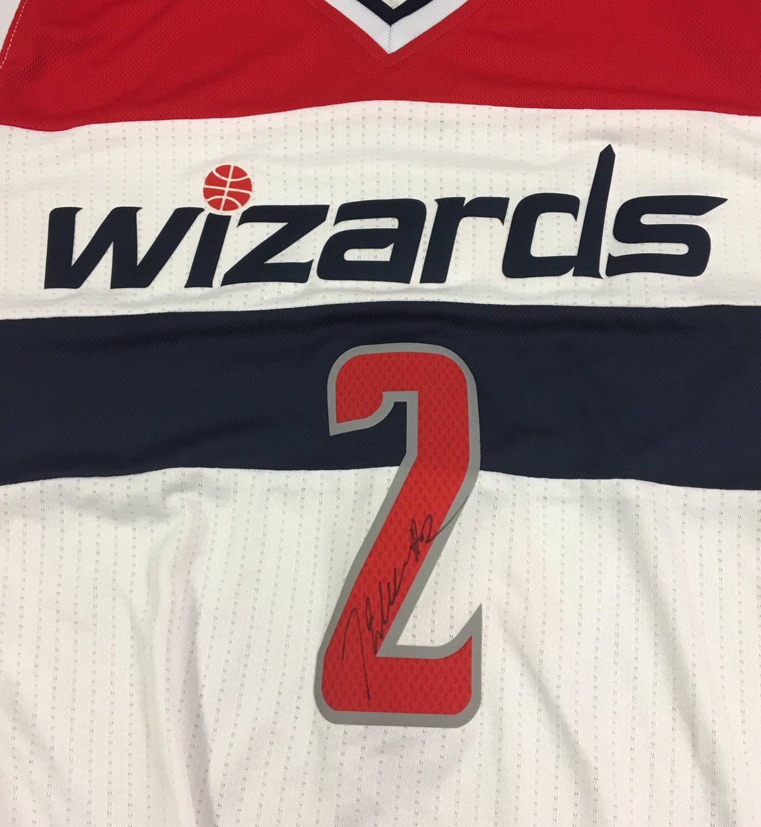 #WizCountdown giveaways continue... 👀 

RT for a chance to win this signed <a href="/JohnWall/">John Wall</a> jersey!

#DCFamily