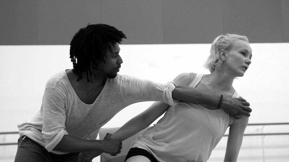 Rambertdance's tweet photo. Deadline to apply for our free workshop led by award-winning choreographer Kim Brandstrup is 23/10. Full details:
https://t.co/U91GuEz7KI https://t.co/dtYYj9fQRk