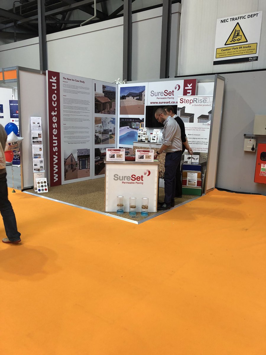 CharlieCandC's tweet photo. Great day at @UK_CW. Learnt lots! Visited @SureSetUK and lots of other stands! @buildshow #resinboundformydriveway https://t.co/urb8651nkd