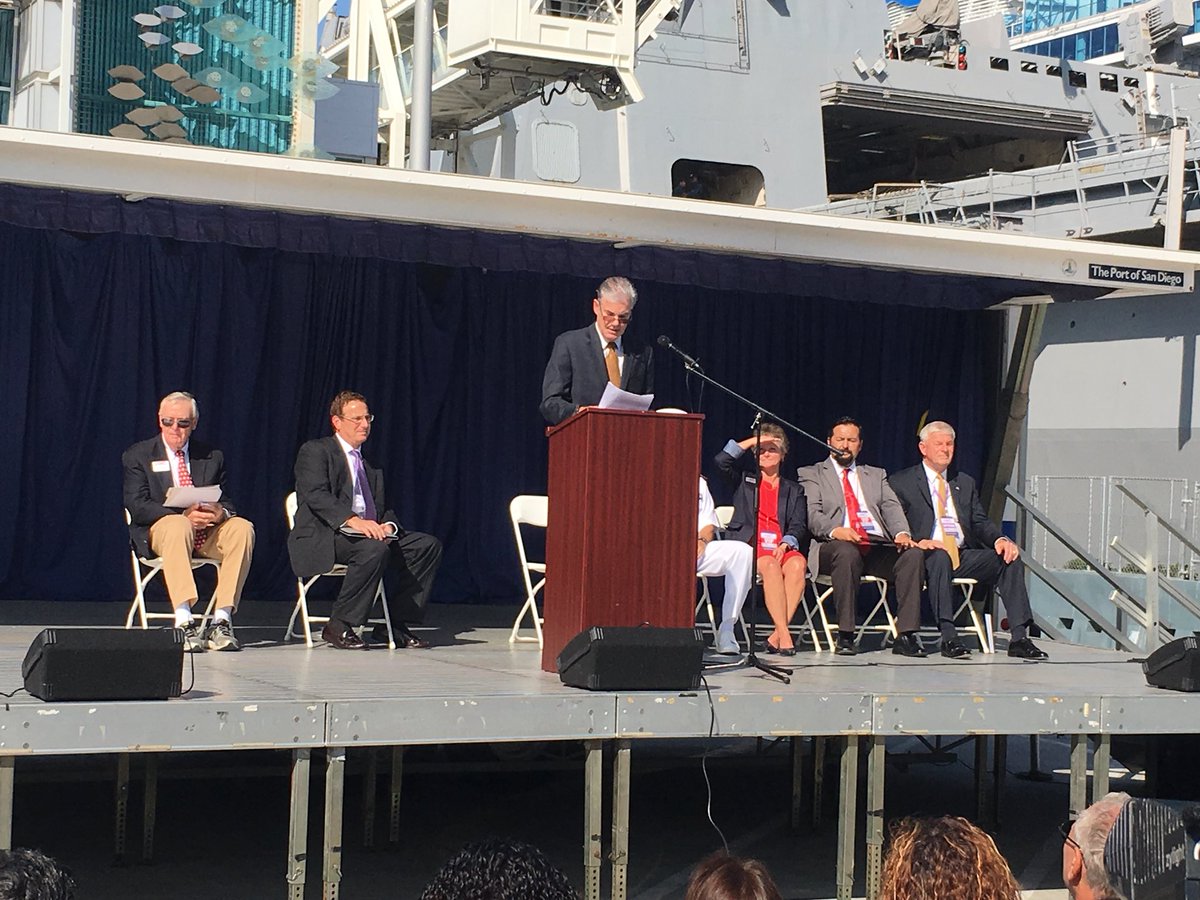 SUHSD's tweet photo. Big thanks to @TomTorlakson for being here today! #FleetWeek2017 #suhsd @CADeptEd https://t.co/OOx2Q2qB9u