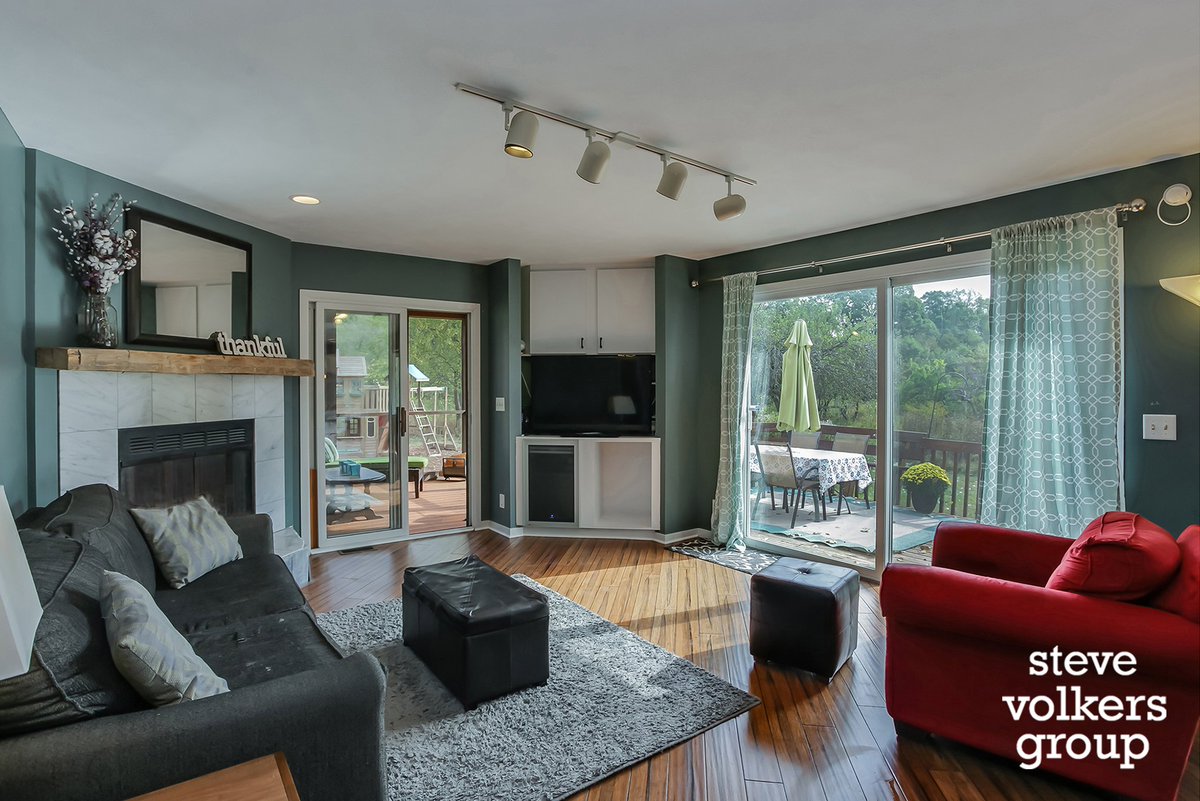 Presenting this amazing 4 bedroom Caledonia home! OH Sunday from 1-3 to view this home on just shy of 5 acres. 
flexmls.com/share/16xI6/57…