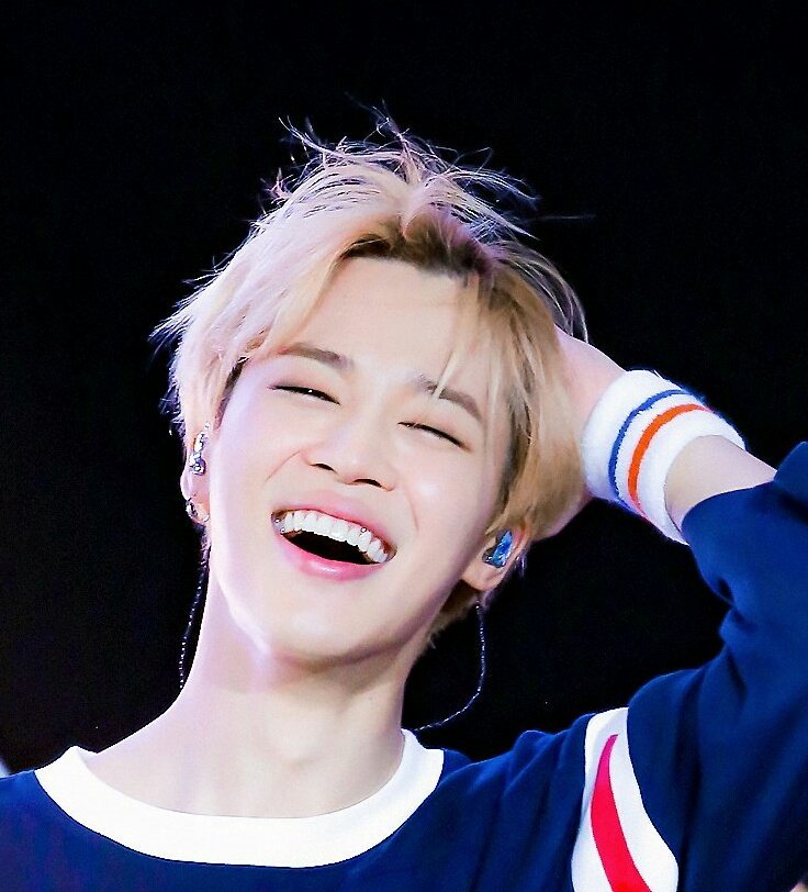 alchemillis's tweet photo. my favorite smile in the whole world #HappyJiminDay https://t.co/2FwS8iiOq9
