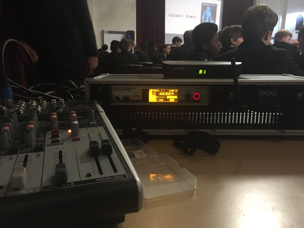 SoundwaveProductions tweet media