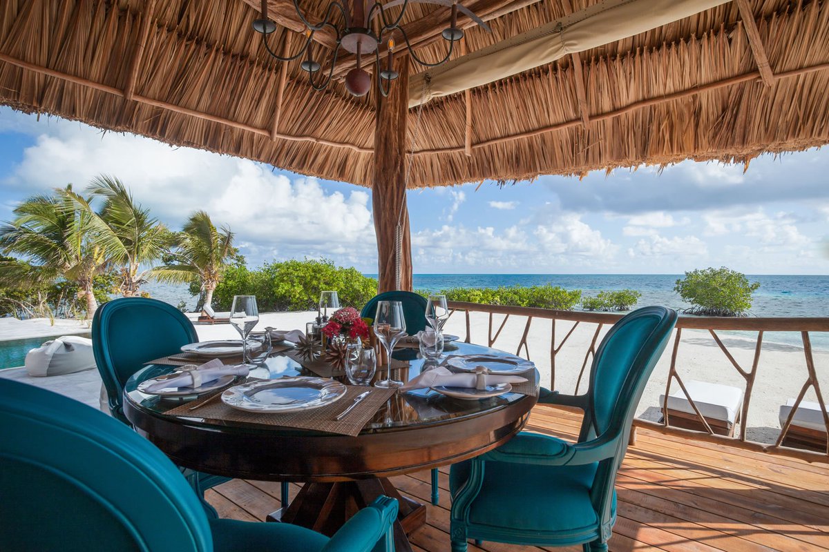theislandworld's tweet photo. New Pics of Gladden :) #islandhunters @hgtv book your stay. Visit https://t.co/diKUtfYGl0 https://t.co/6JmWemy23H