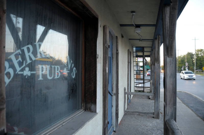 Former Lancaster watering hole sold for $9,500 bit.ly/2xBqYrs #Lancaster #Berrigans #pub #bar #development https://t.co/c9mvsWyKFr