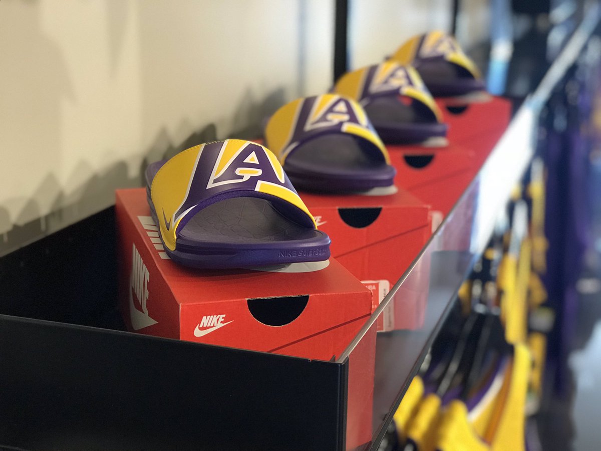 nike lakers slides