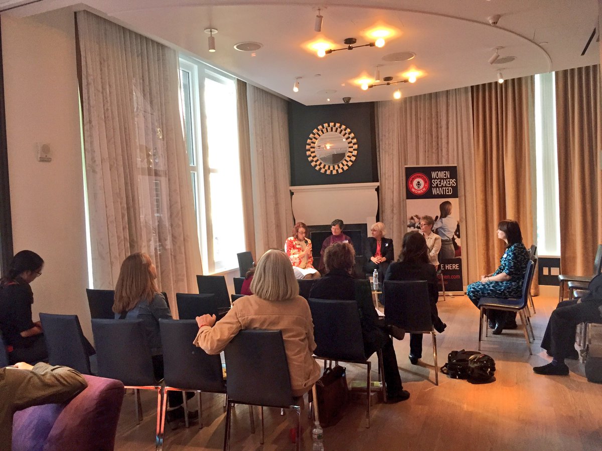 BobbieC's tweet photo. If you had to do it all again, what would you have done different in your career? @MITREcorp panel #hubweek17 https://t.co/VoHbFauUAf