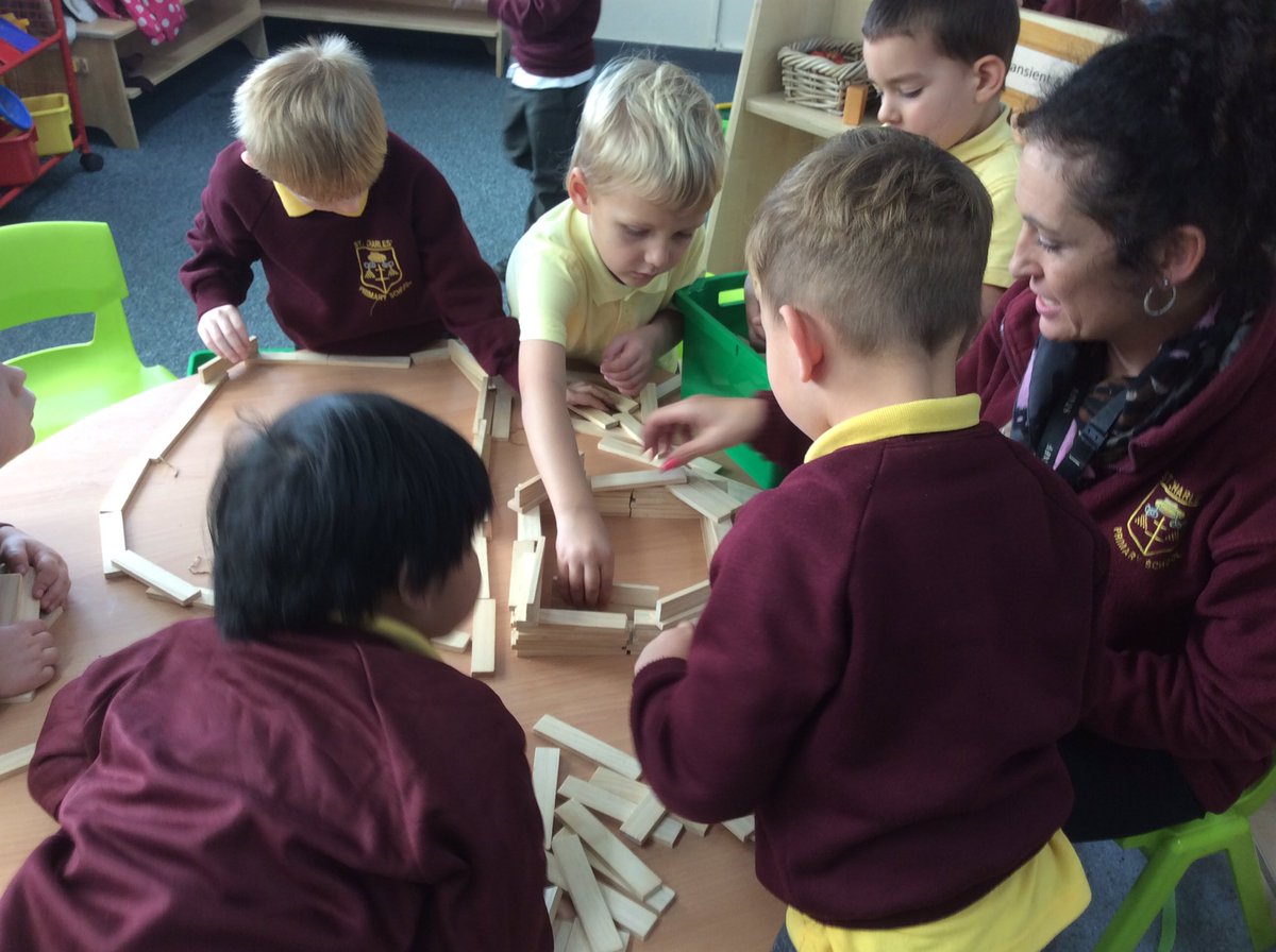 stcharleshullFS's tweet photo. We loved exploring kappla blocks today. Budding architects!!! @stcharleshullFS @stcharleshullY4 @StCharlesHull #eyfs #creative #education https://t.co/elU1CeP53C
