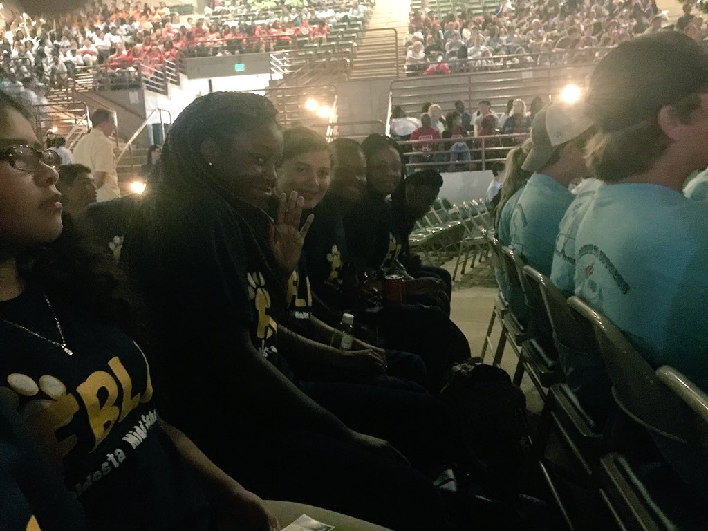 mschristian135's tweet photo. Georgia FBLA Fall Motivational Rally #fbla #simpsonsays https://t.co/VD55oyZZ6s