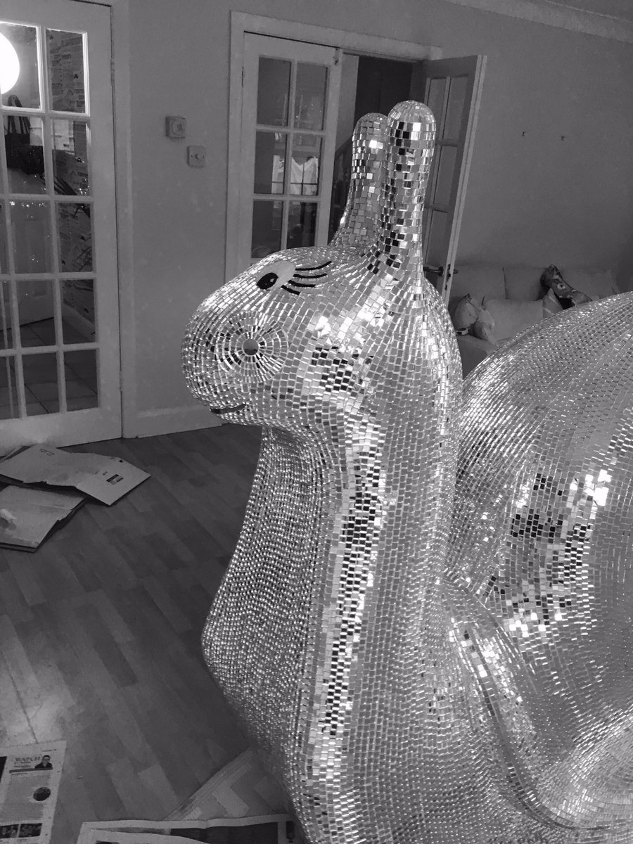 natguymosaics's tweet photo. My discosnail sparkled at launch of @snailspacebh #snailspacebh #wildinart here's pre launch photo! https://t.co/HS8td5HkJj