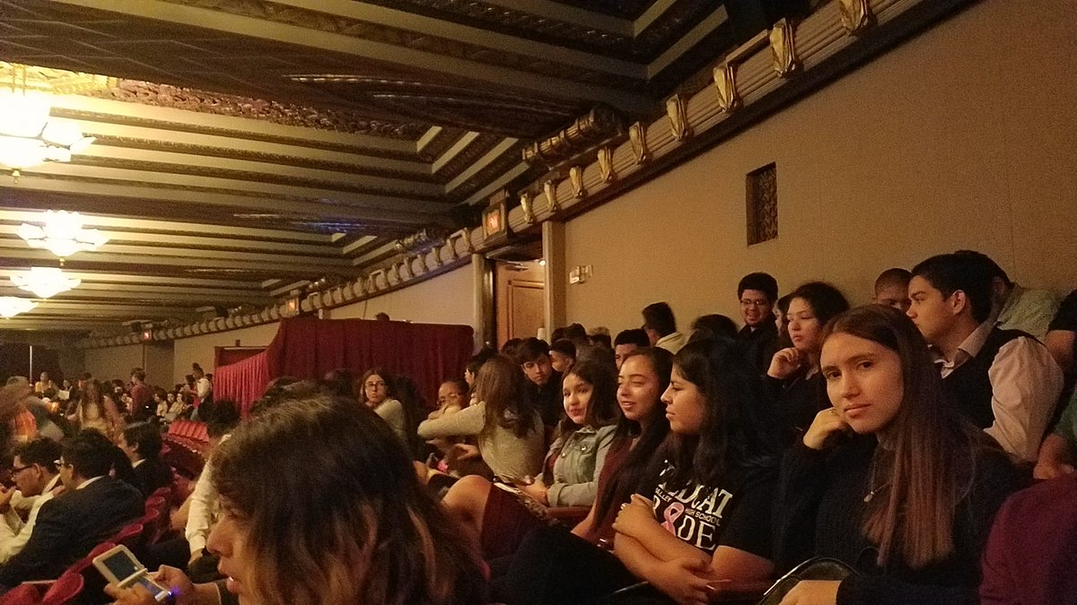 SV_Wildcats's tweet photo. SVHS @ Pantages Theater!  What a great experience! https://t.co/wupOhMN1Vm