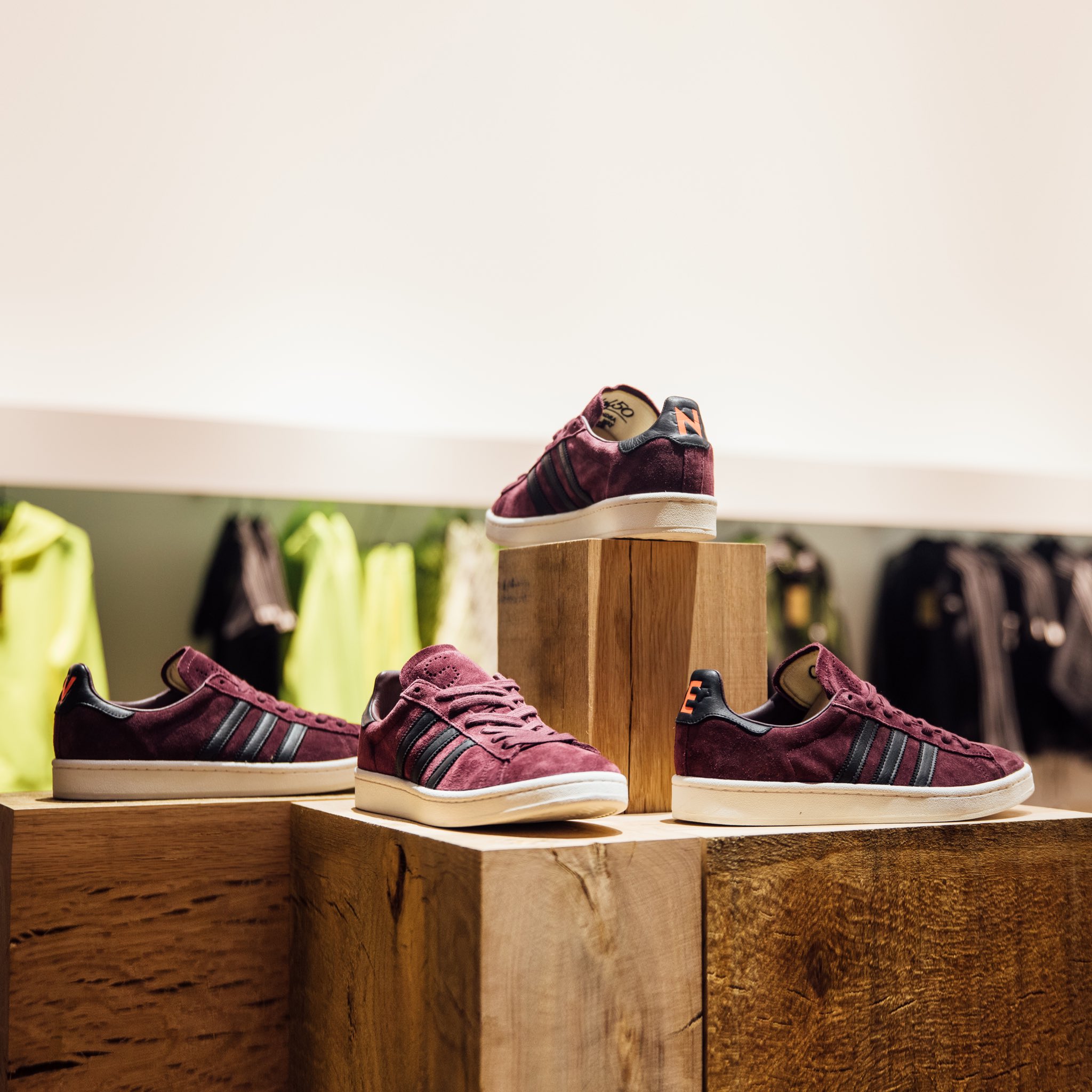 Væve lykke pence adidas Originals on X: "London calling. The doors of the new adidas  Originals Flagship Store are open. If you are in London pay a visit to 15  Hanbury St. #OriginalsLondon https://t.co/tQS9DMtMkg" /