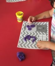 Some of our Kindergarten students practicing identifying and representing numbers.  #SCDSBmath <a href="/acfleet/">Admiral Collingwood</a>