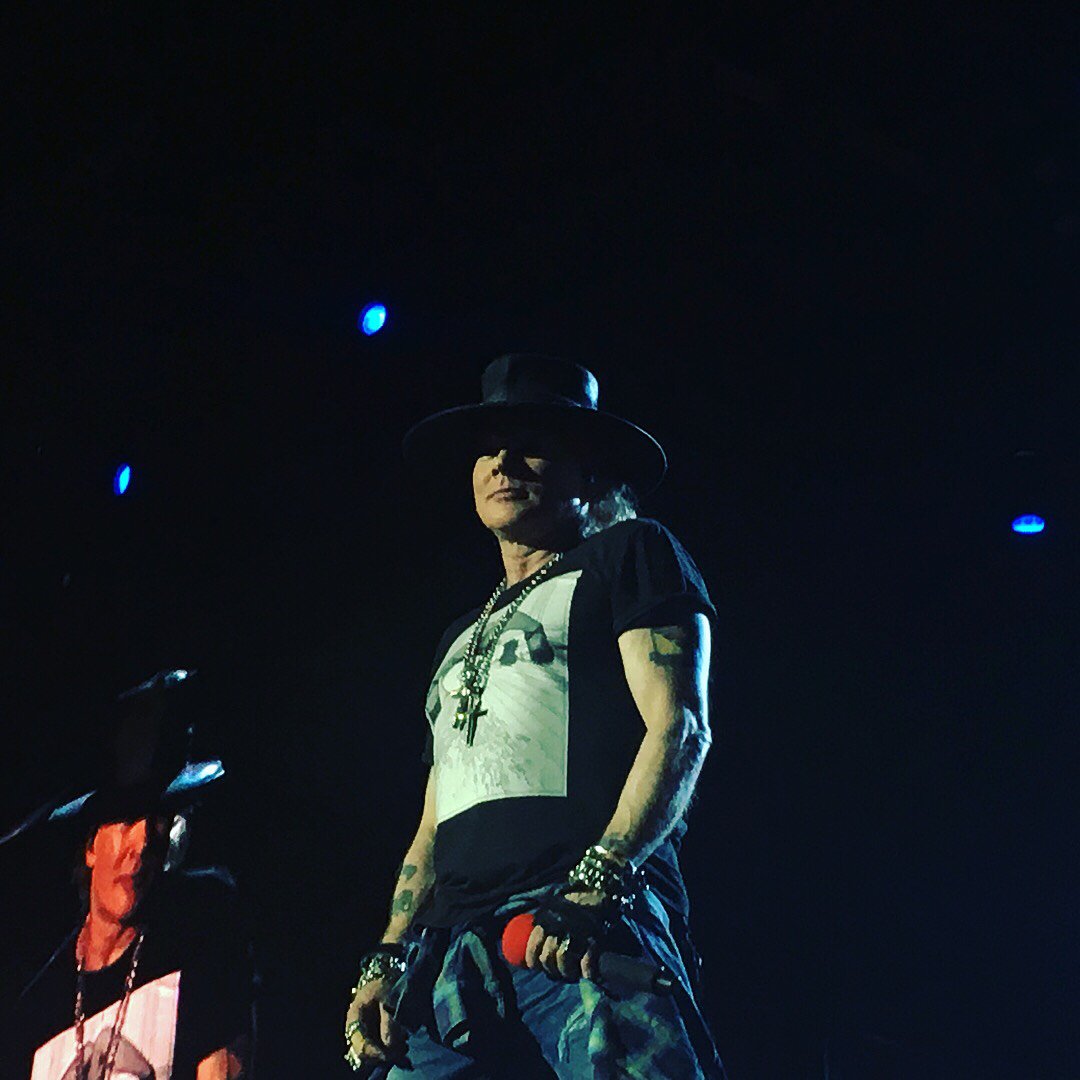 GNR_Addiction's tweet photo. Guns N' Roses #WellsFargoCenter Philadelphia, PA #NotInThisLifetime #GnFnR #GunsNRoses #GNRinPhilly #GNRPhilly https://t.co/zAOgg1T8H6 https://t.co/SKyisQLDKN