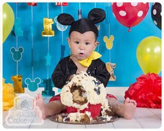 SmashCakeMexico's tweet photo. Gracias Santi, por las sesión tan divertida #smashcake #cumpleaños #sesiondefotos https://t.co/TnfdzRXNGV